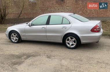 Седан Mercedes-Benz E-Class 2003 в  фото 5 Седан Mercedes-Benz E-Class 2003 в