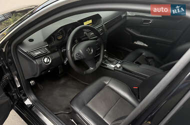 Седан Mercedes-Benz E-Class 2011 в 