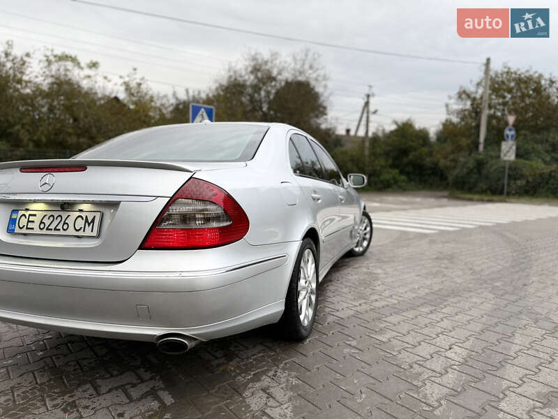 Седан Mercedes-Benz E-Class 2008 в Черновцах