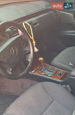 Седан Mercedes-Benz E-Class 1996 в 