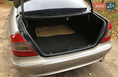 Седан Mercedes-Benz E-Class 2008 в  фото 12 Седан Mercedes-Benz E-Class 2008 в