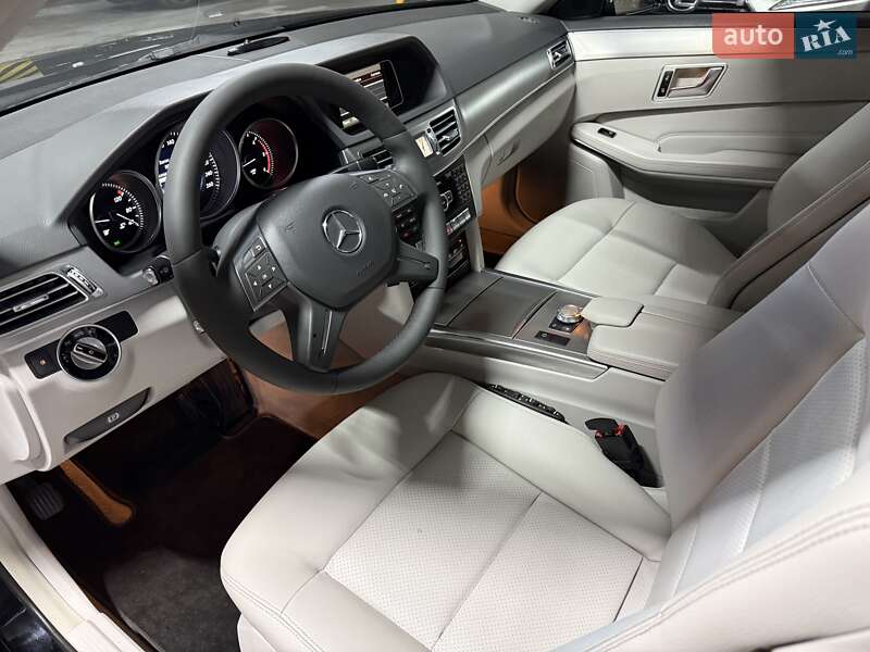 Універсал Mercedes-Benz E-Class 2014 в Києві