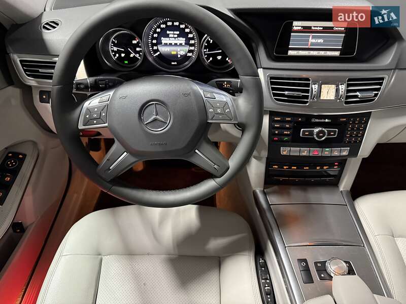 Універсал Mercedes-Benz E-Class 2014 в Києві