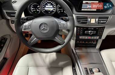 Універсал Mercedes-Benz E-Class 2014 в  фото 29 Універсал Mercedes-Benz E-Class 2014 в