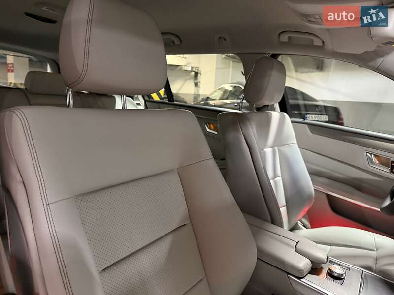 Універсал Mercedes-Benz E-Class 2014 в Києві