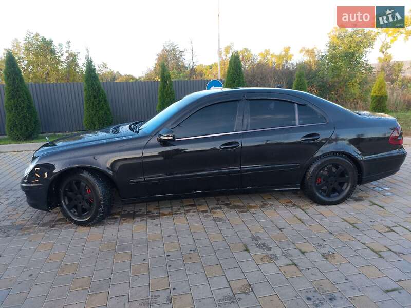 Седан Mercedes-Benz E-Class 2008 в Іршаві