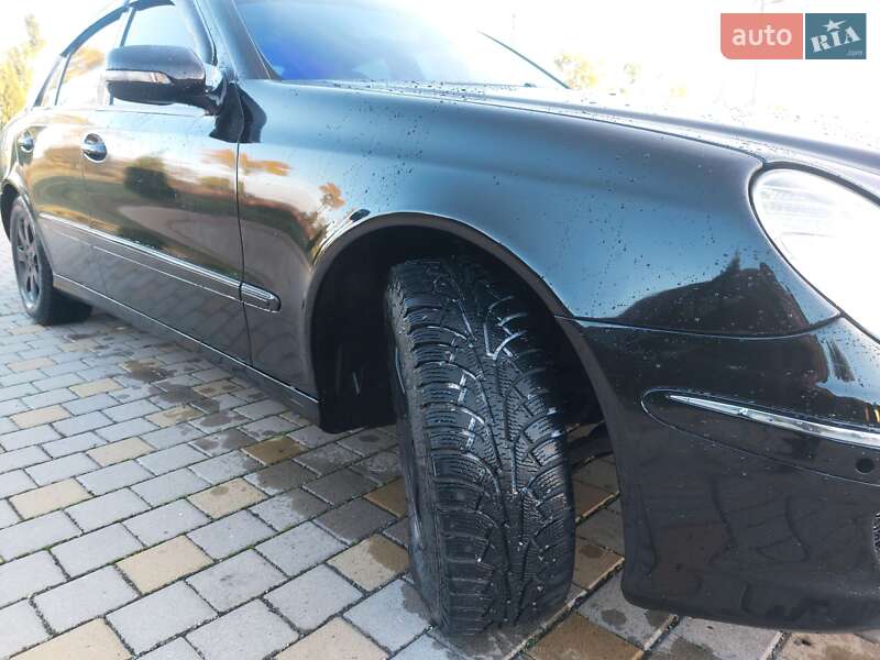 Седан Mercedes-Benz E-Class 2008 в Іршаві