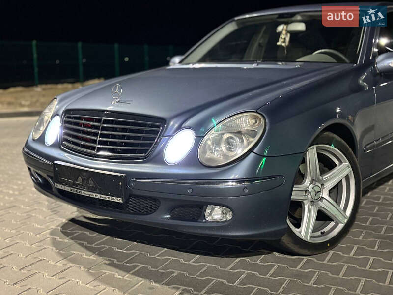 Седан Mercedes-Benz E-Class 2006 в Киеве