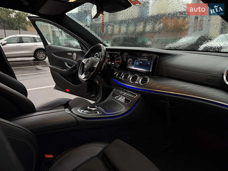 Седан Mercedes-Benz E-Class 2018 в Киеве фото 16 Седан Mercedes-Benz E-Class 2018 в Киеве