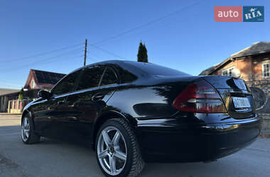 Седан Mercedes-Benz E-Class 2002 в 
