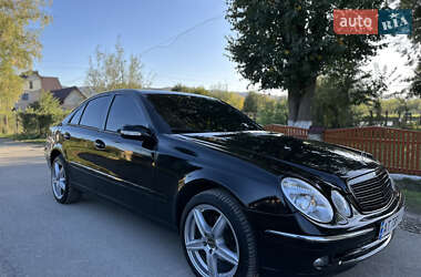 Седан Mercedes-Benz E-Class 2002 в 