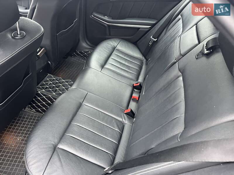 Седан Mercedes-Benz E-Class 2015 в Золочеве фото 45 Седан Mercedes-Benz E-Class 2015 в Золочеве