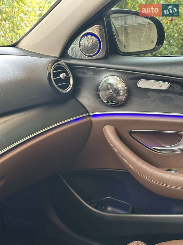 Седан Mercedes-Benz E-Class 2017 в Одессе фото 15 Седан Mercedes-Benz E-Class 2017 в Одессе