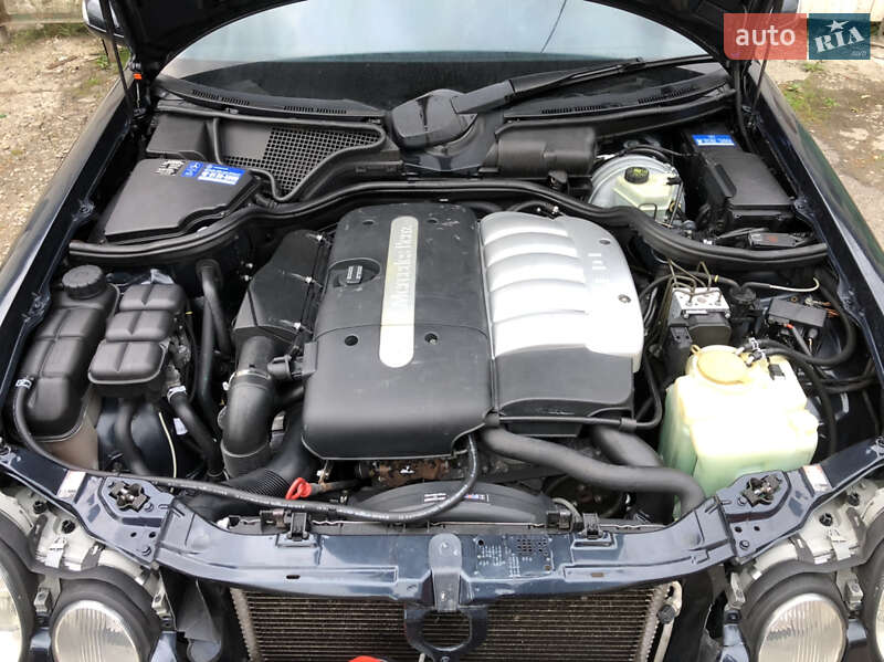 Седан Mercedes-Benz E-Class 2001 в Самборе