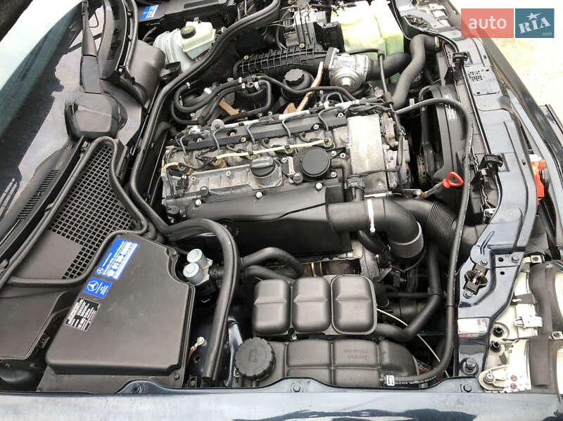 Седан Mercedes-Benz E-Class 2001 в Самборе