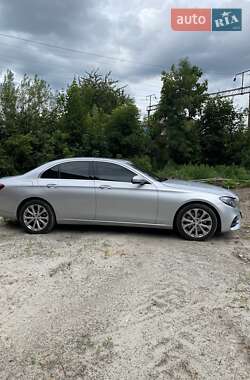 Седан Mercedes-Benz E-Class 2016 в  фото 37 Седан Mercedes-Benz E-Class 2016 в