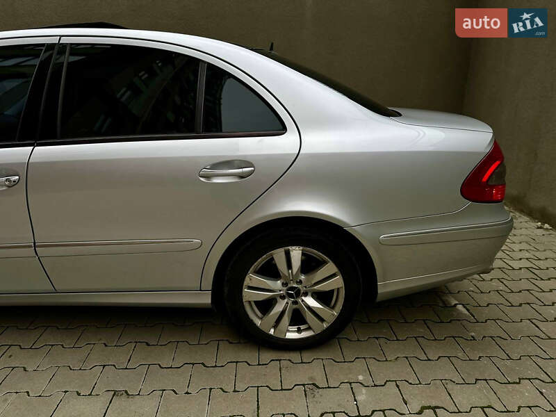 Седан Mercedes-Benz E-Class 2008 в Тернополе