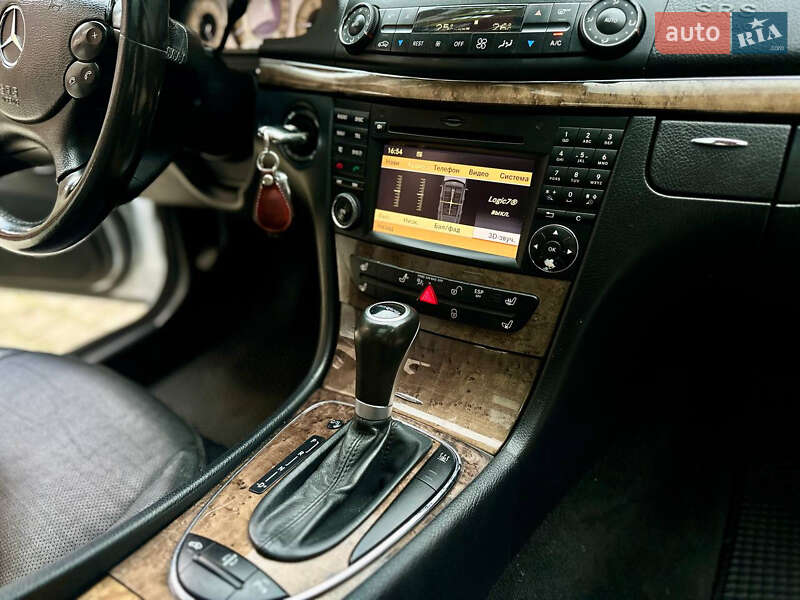 Седан Mercedes-Benz E-Class 2008 в Тернополе