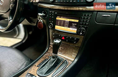 Седан Mercedes-Benz E-Class 2008 в 