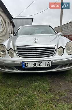 Седан Mercedes-Benz E-Class 2004 в  фото 3 Седан Mercedes-Benz E-Class 2004 в