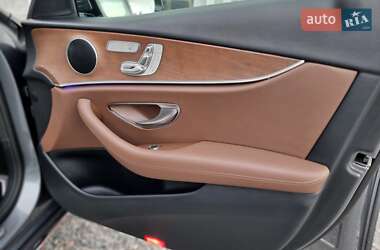 Седан Mercedes-Benz E-Class 2018 в 