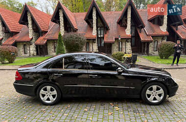 Седан Mercedes-Benz E-Class 2004 в 