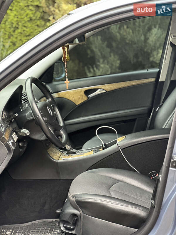 Седан Mercedes-Benz E-Class 2006 в Самборе