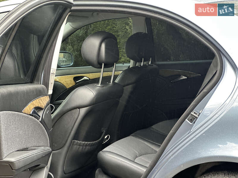 Седан Mercedes-Benz E-Class 2006 в Самборе