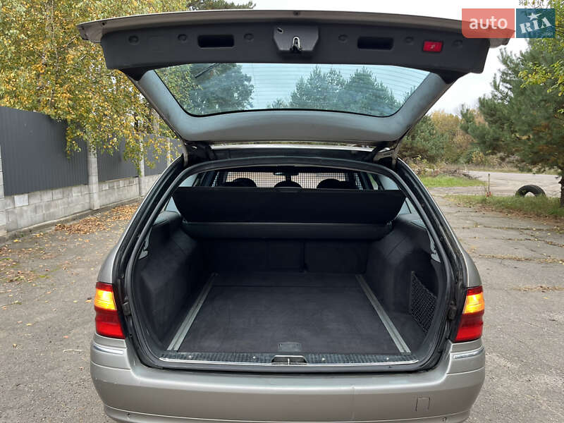 Универсал Mercedes-Benz E-Class 2003 в Костополе