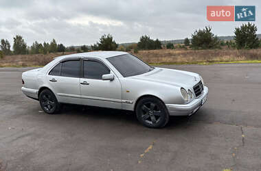 Седан Mercedes-Benz E-Class 1997 в 