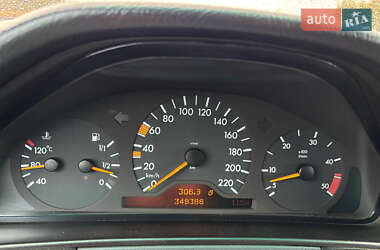 Седан Mercedes-Benz E-Class 1997 в 