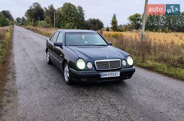 Седан Mercedes-Benz E-Class 1996 в  фото 5 Седан Mercedes-Benz E-Class 1996 в