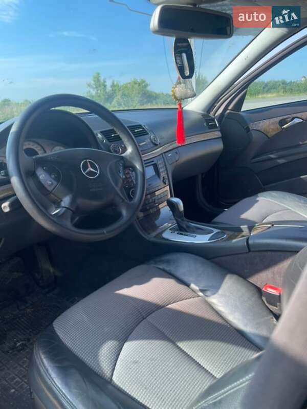 Универсал Mercedes-Benz E-Class 2004 в Ивано-Франковске