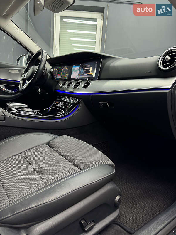 Универсал Mercedes-Benz E-Class 2019 в Черновцах