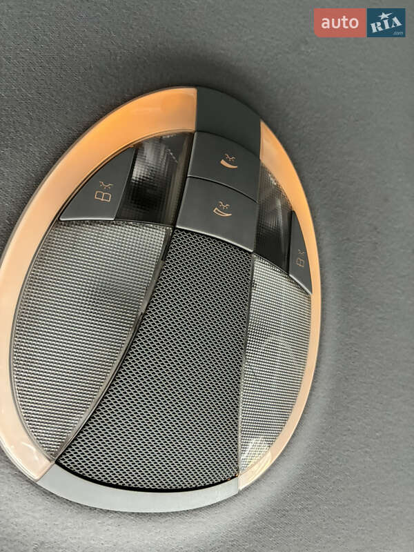 Седан Mercedes-Benz E-Class 2004 в Львове