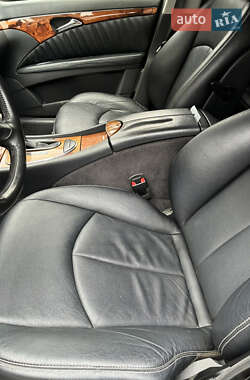 Седан Mercedes-Benz E-Class 2004 в  фото 14 Седан Mercedes-Benz E-Class 2004 в