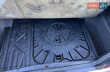 Седан Mercedes-Benz E-Class 1994 в 