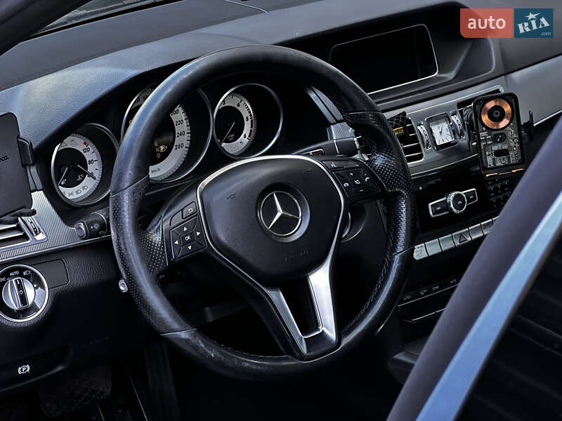 Седан Mercedes-Benz E-Class 2014 в Луцьку