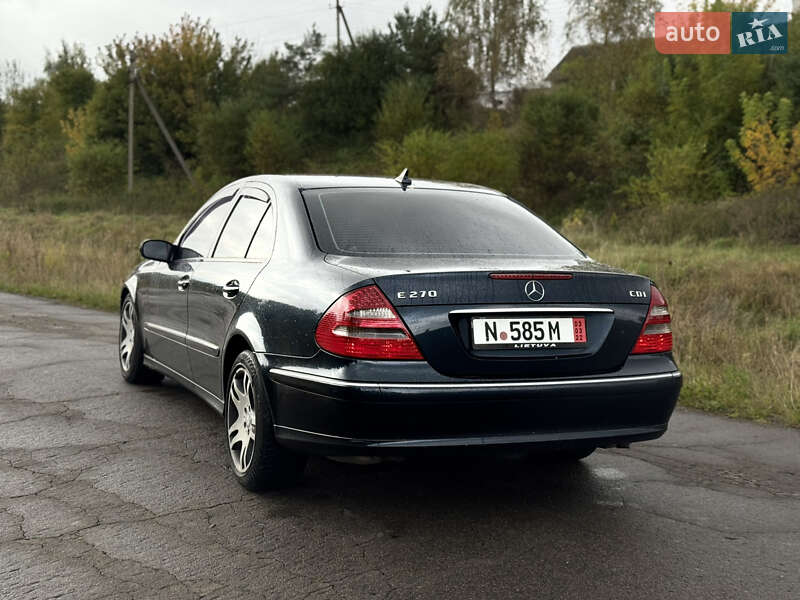 Седан Mercedes-Benz E-Class 2004 в Рівному