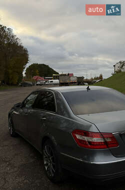 Седан Mercedes-Benz E-Class 2011 в 