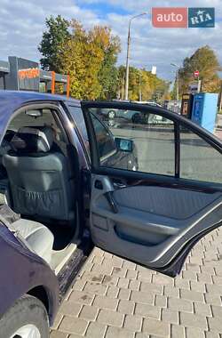 Седан Mercedes-Benz E-Class 1995 в 
