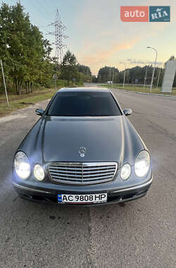Седан Mercedes-Benz E-Class 2005 в 