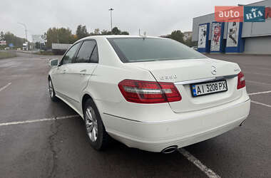 Седан Mercedes-Benz E-Class 2011 в 