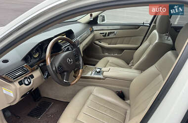 Седан Mercedes-Benz E-Class 2011 в 