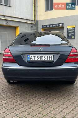 Седан Mercedes-Benz E-Class 2005 в 