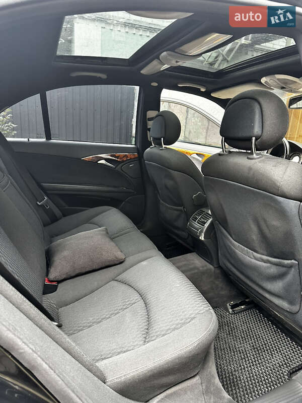 Седан Mercedes-Benz E-Class 2002 в Житомире