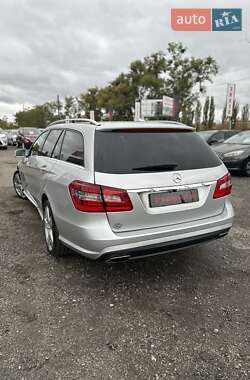 Універсал Mercedes-Benz E-Class 2012 в 