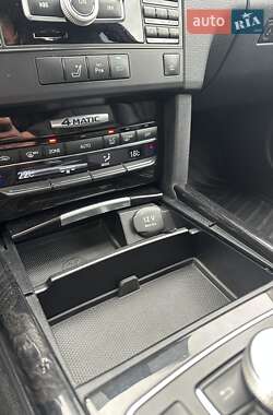 Універсал Mercedes-Benz E-Class 2012 в 