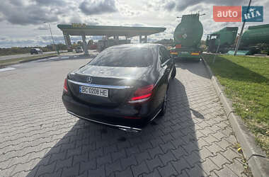 Седан Mercedes-Benz E-Class 2017 в 