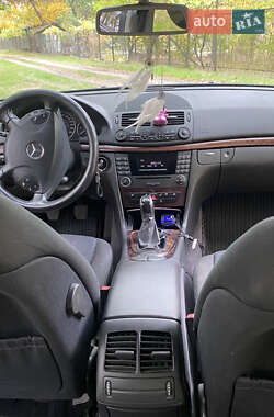 Седан Mercedes-Benz E-Class 2006 в 
